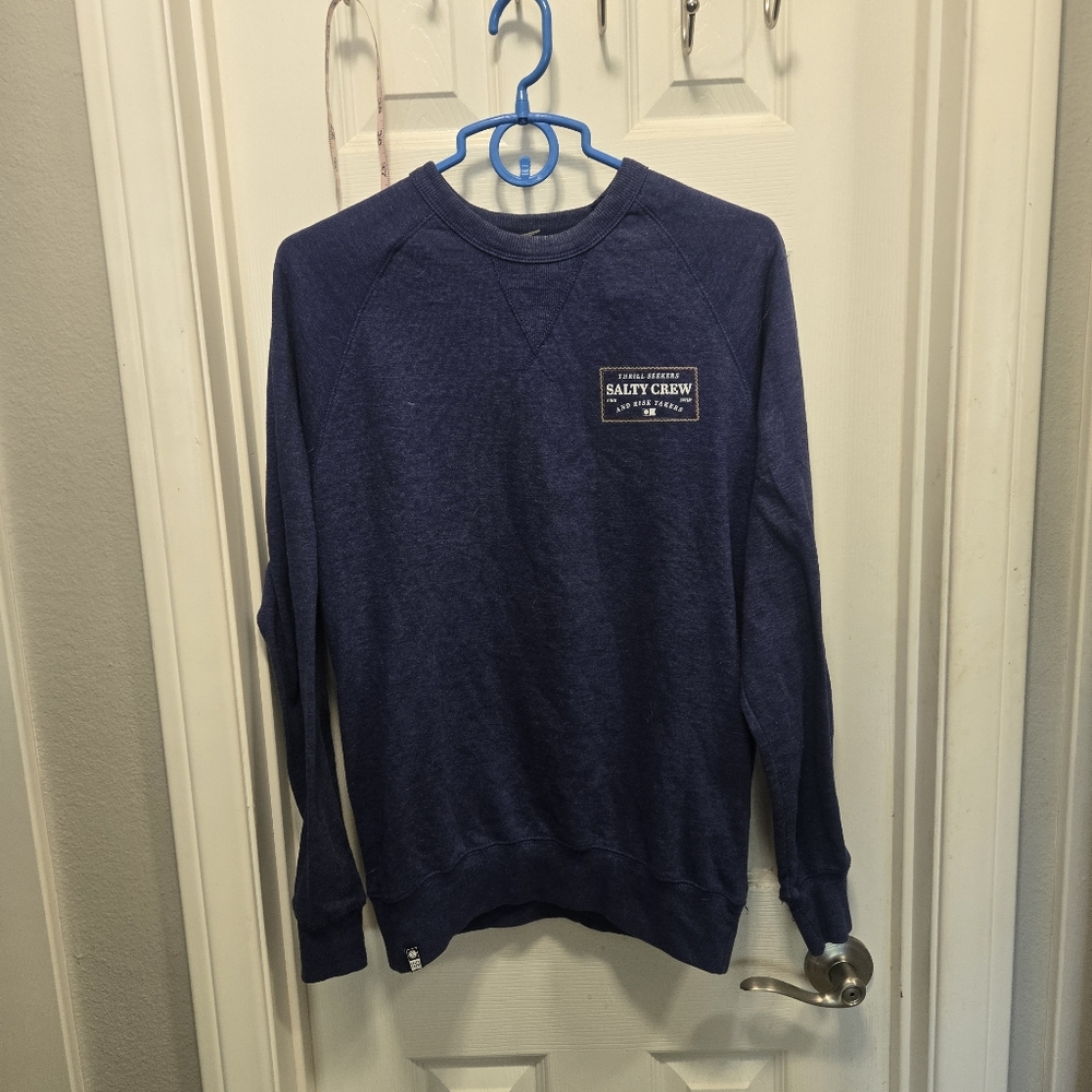 Salty crew sweatshirt size m